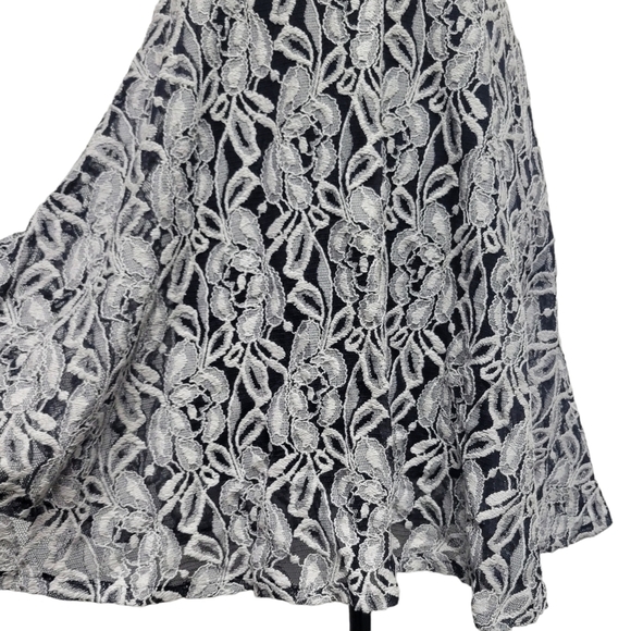 Free People Sheer Lined Floral Mini Dress.  Excellent Condition Pre-owned $108 - Picture 3 of 16